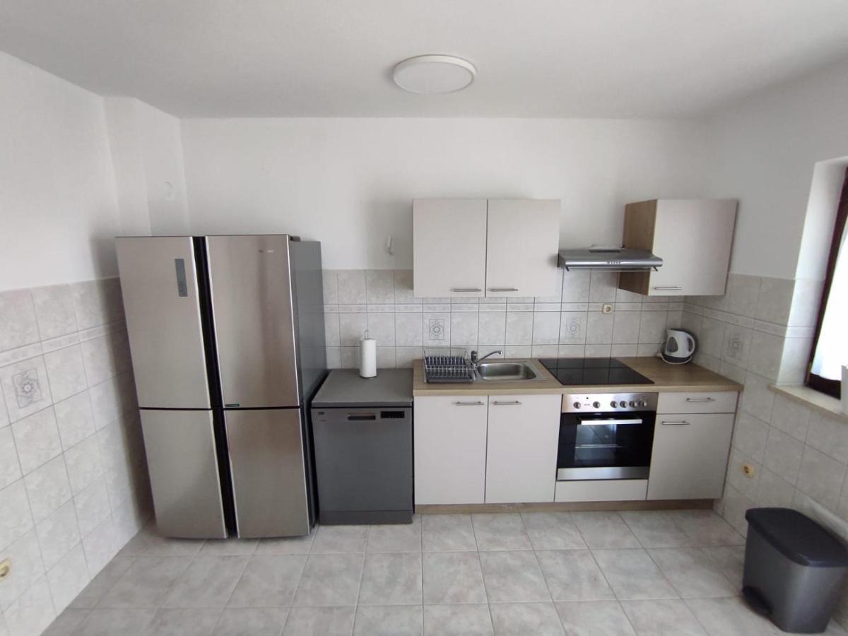 House Silva Apartment Podstrana Bagian luar foto
