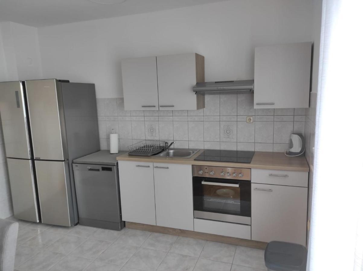 House Silva Apartment Podstrana Bagian luar foto