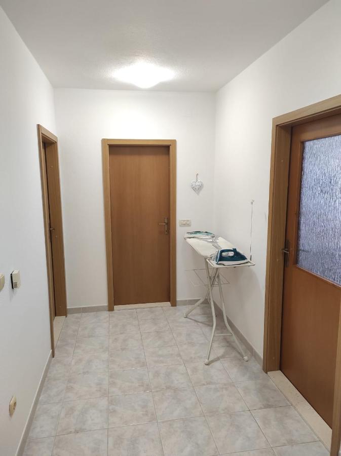 House Silva Apartment Podstrana Bagian luar foto