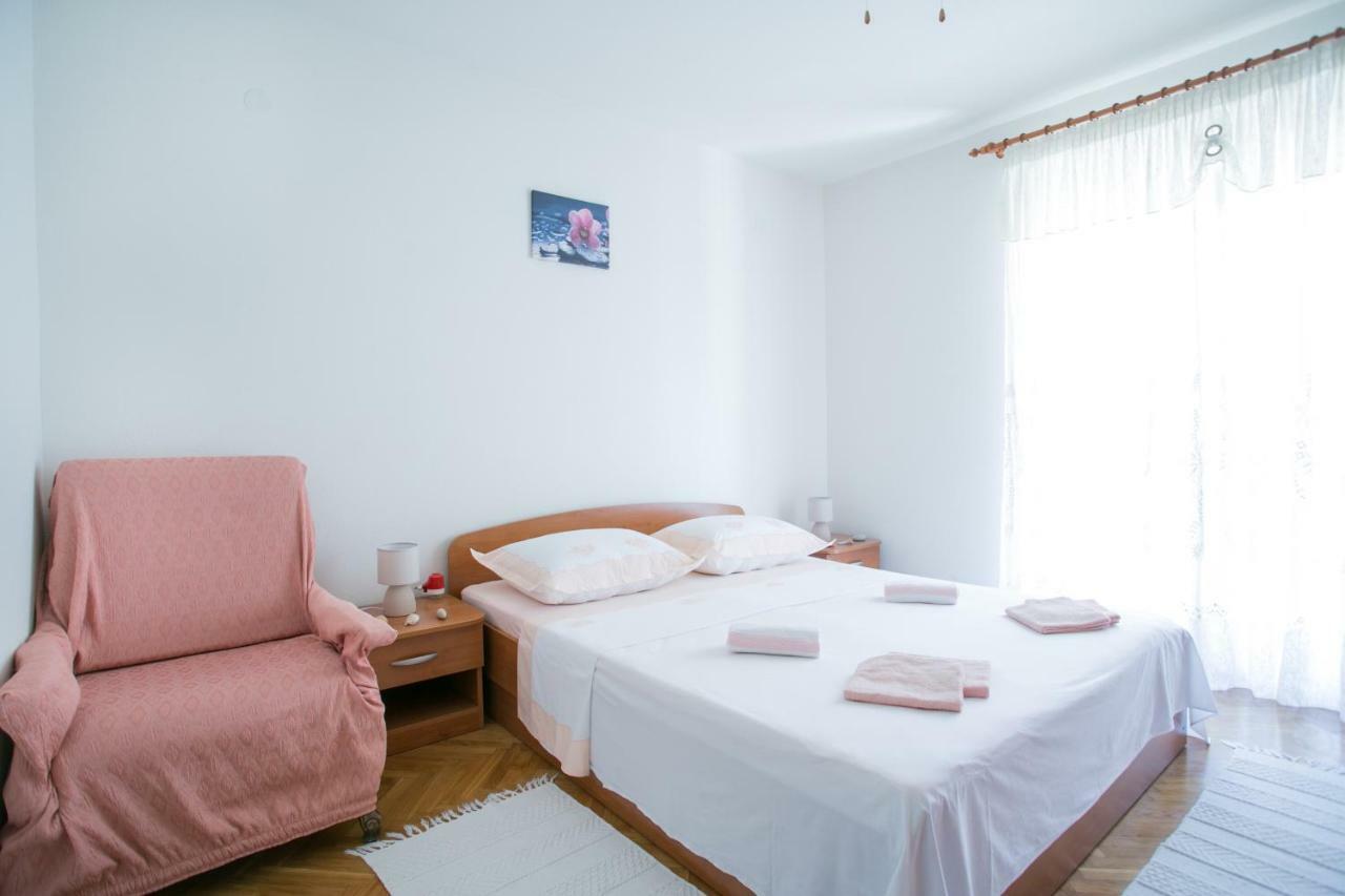 House Silva Apartment Podstrana Bagian luar foto